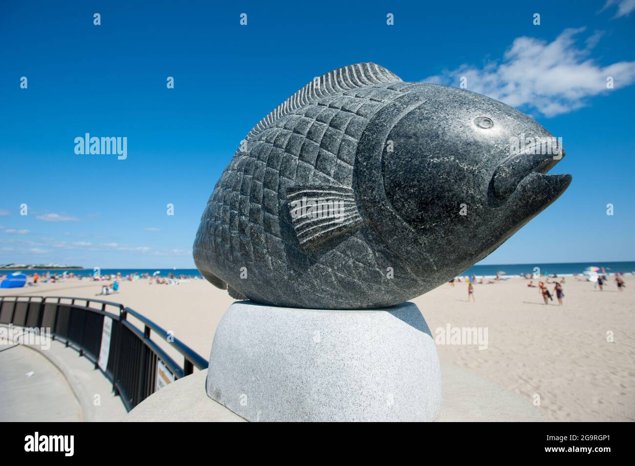 Sculpture en pierre de poisson, Hampton Beach, Hampton, New Hampshire, États-Unis Banque D'Images