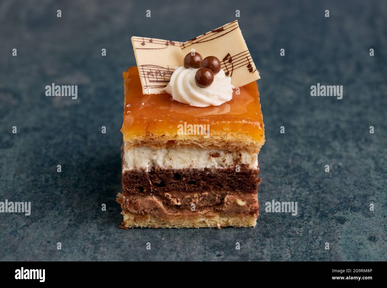 Un Gateau Espagnol Typique Connu Sous Le Nom De San Marcos Dessert Photo Stock Alamy