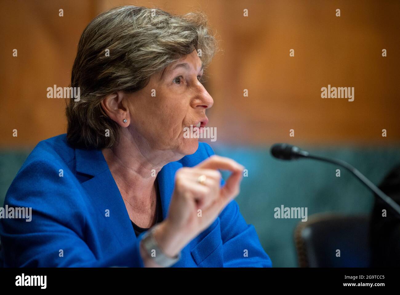 Washington, États-Unis d'Amérique. 27 juillet 2021. Randi Weingarten, président de la Fédération américaine des enseignants, comparaît devant un comité sénatorial des banques, du logement et des affaires urbaines - audience du sous-comité de la politique économique pour examiner la protection des emprunteurs de prêts étudiants et de l'économie dans les transitions à venir, dans l'immeuble du bureau du Sénat Dirksen à Washington, DC, le mardi 27 juillet 2021. Crédit: Rod Lamkey/CNP/Sipa USA crédit: SIPA USA/Alay Live News Banque D'Images