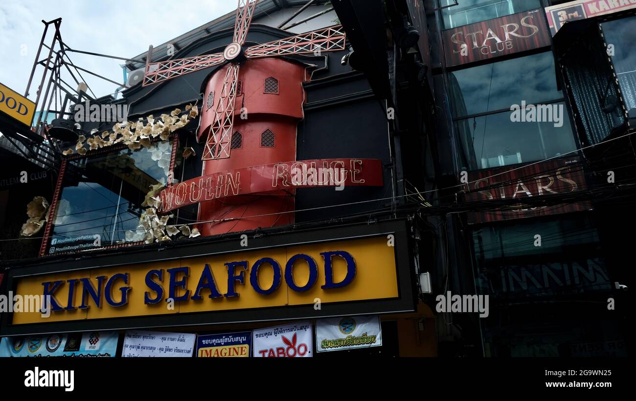 Boutique fermée Walking Street Pattaya Thaïlande voir les panneaux Banque D'Images