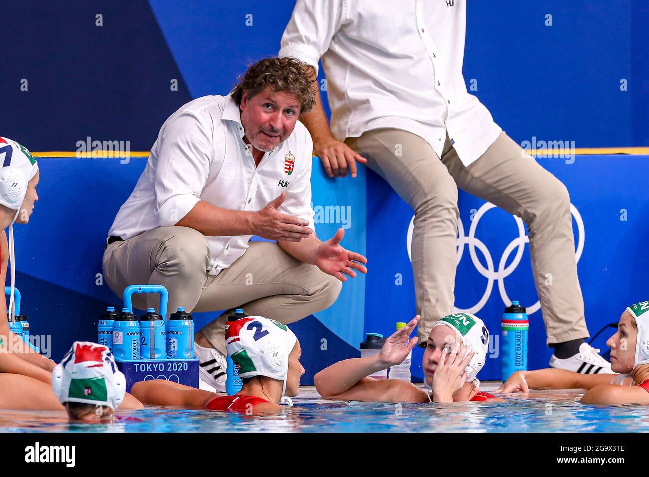 Tokyo Japon Juillet 28 Anna Illes De Hongrie Dorottya Szilagyi De Hongrie Entraineur Chef Attila Biro De Hongrie Dora Leimeter De Hongrie Gabriella Szucs De Hongrie Lors Du Match Des Femmes Tokyo Japon Juillet 28 Anna Illes De Hongrie Dorottya Szilagyi De Hongrie Entraineur Chef Attila Biro De Hongrie Dora Leimeter De Hongrie Gabriella Szucs De Hongrie Lors Du Match Des Femmes