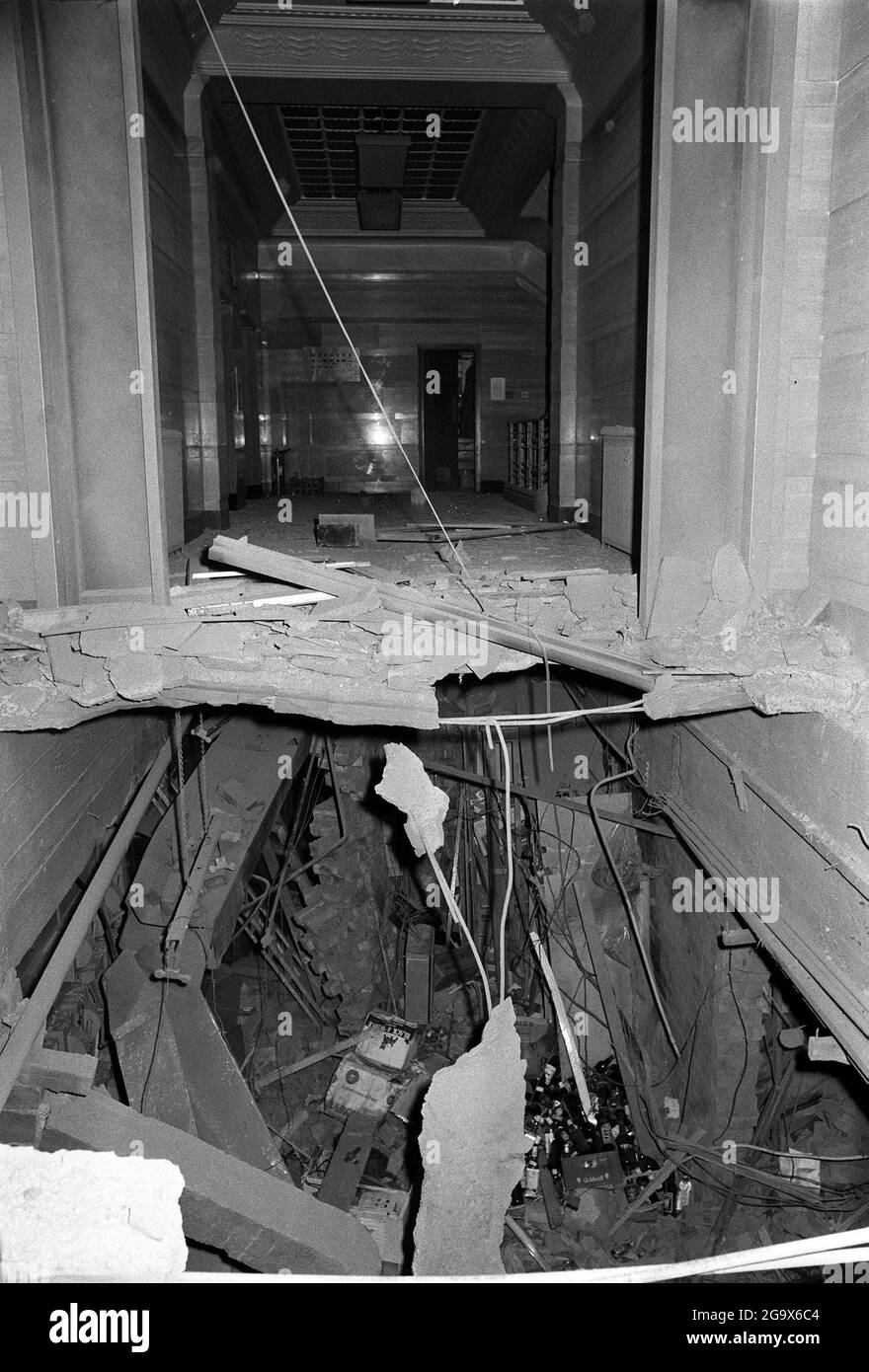 Photo du dossier datée du 22/11/74 de l'épave laissée à la Taverne dans le pub de la ville de Birmingham après qu'une bombe a explosé dans un bar souterrain. Le Gouvernement a établi des plans pour un statut des limitations, empêchant la poursuite de l'action policière contre la violence liée aux troubles avant avril 1998. Date de publication : le mercredi 28 juillet 2021. Banque D'Images