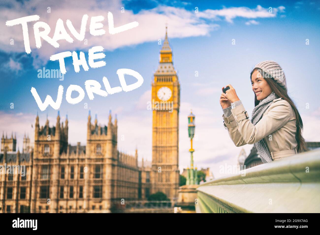 Londres Europe Avec Voyage Le Monde Inspire Citation Ecrite Avec De La Peinture Femme De Voyage Prenant Des Photos Avec Le Telephone Concept Motivationnel Photo Stock Alamy