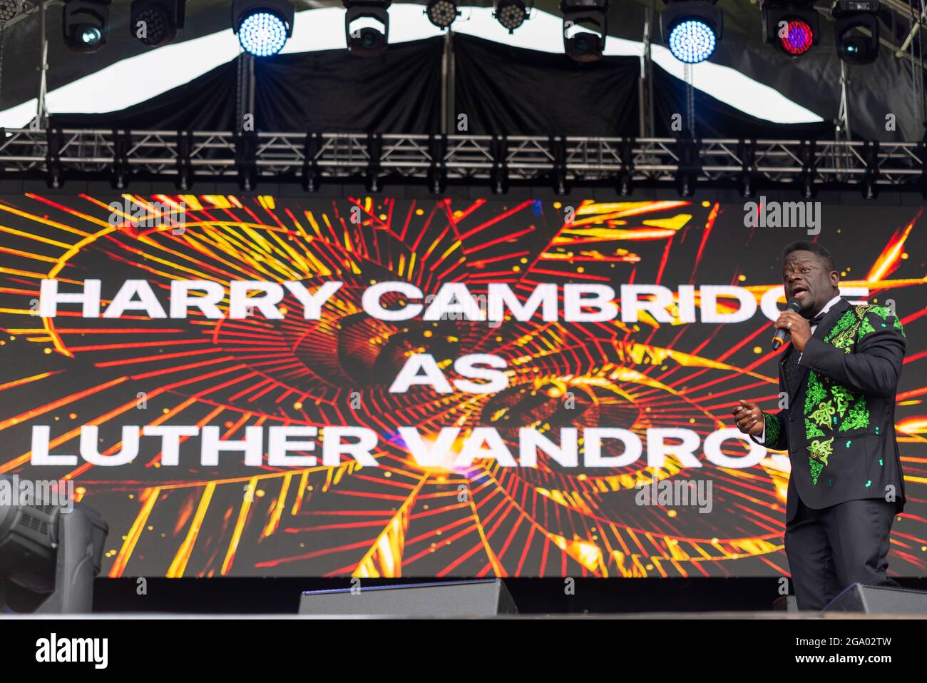 Harry Cambridge se présente en direct au festival de musique Soultasia à Maldon, Essex, Royaume-Uni, en juillet 2021, après les restrictions de la COVID. Hommage à Luther Vandross Banque D'Images