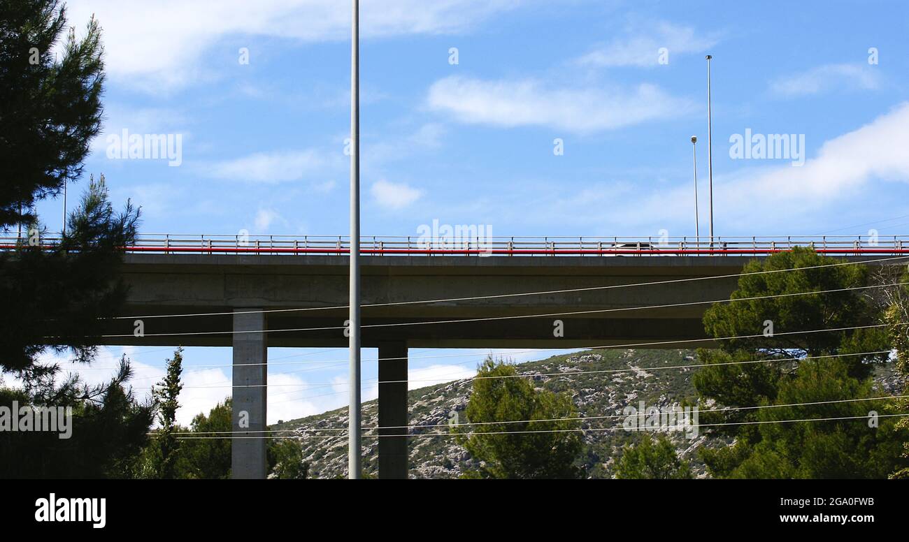 Autoroute sur la côte d'El Garraf à Barcelone, Catalogne, Espagne, Europe Banque D'Images