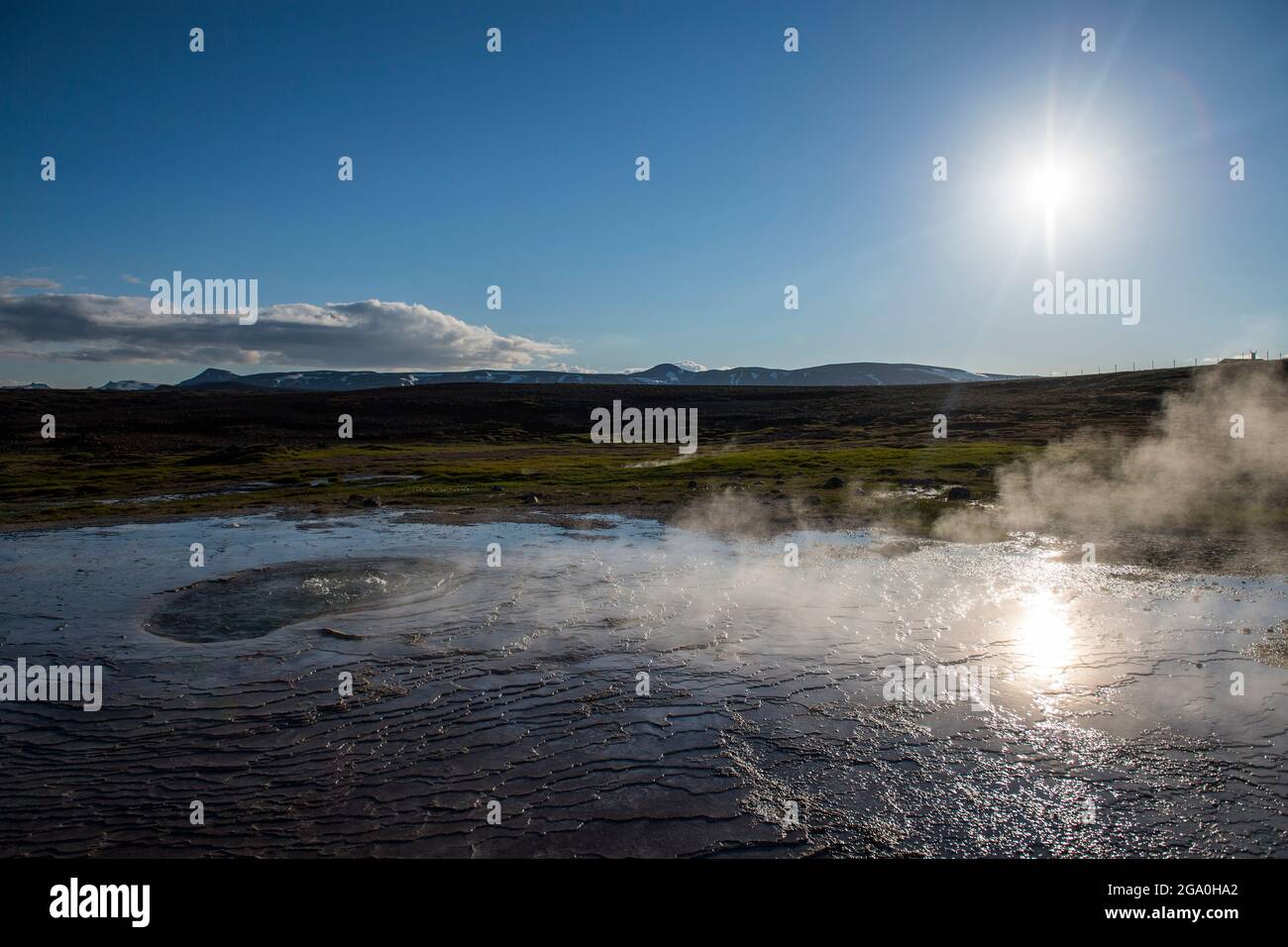Source d'eau chaude géothermique à Hveravellir, dans le centre de l'Islande Banque D'Images