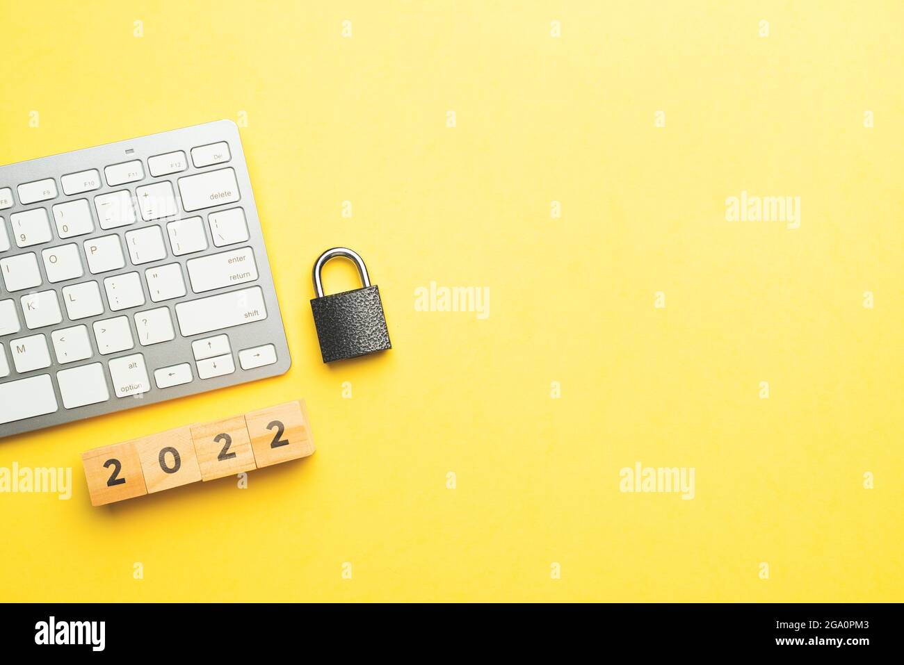Concept de cybersécurité Internet avec verrouillage et clavier en 2022 avec espace de copie. Banque D'Images