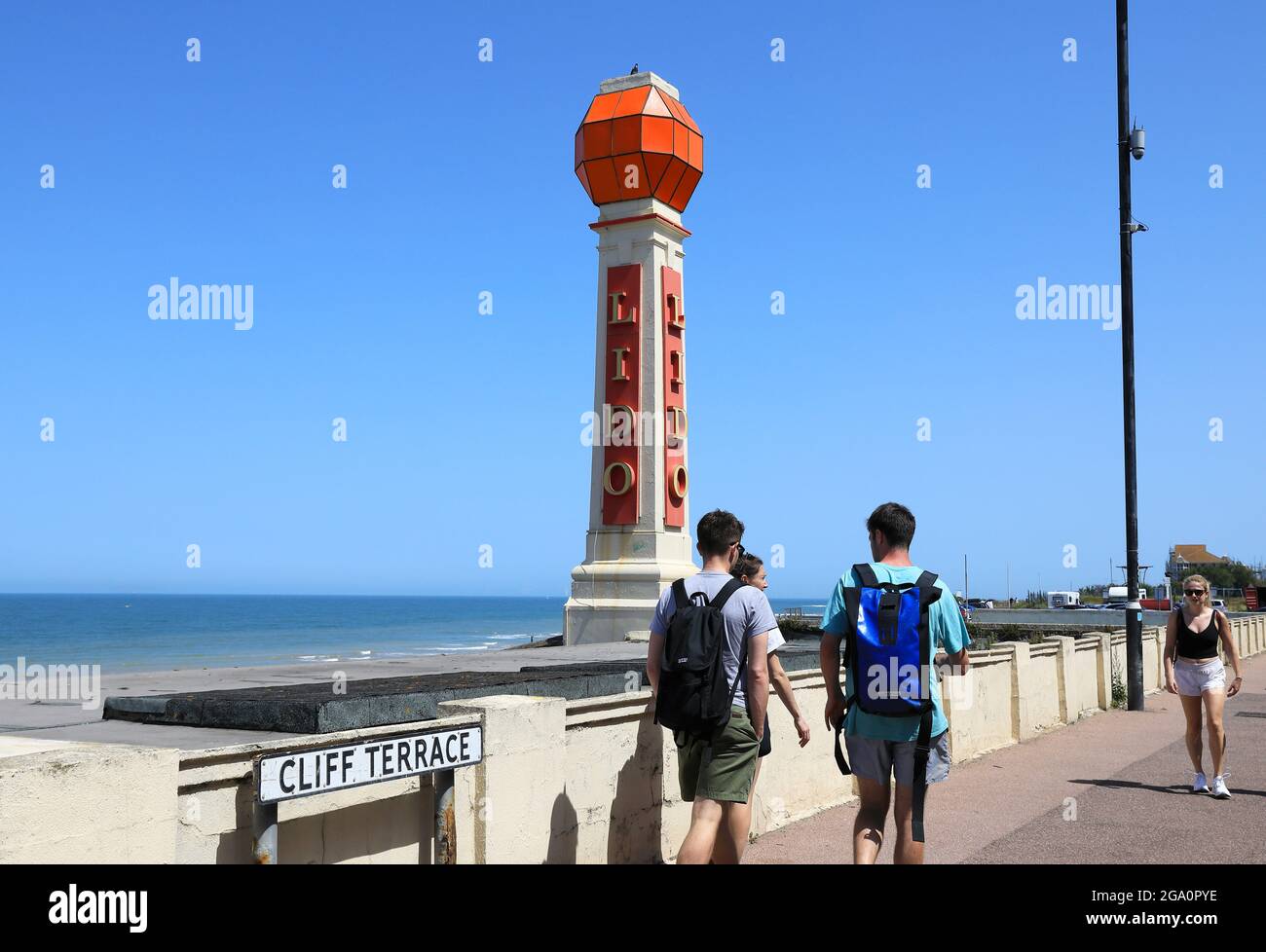 La tour Art déco du Cliftonville Lido des années 1920 est montée en 1978 et devrait maintenant bénéficier du fonds de reconstitution côtière de Margate, au Royaume-Uni Banque D'Images