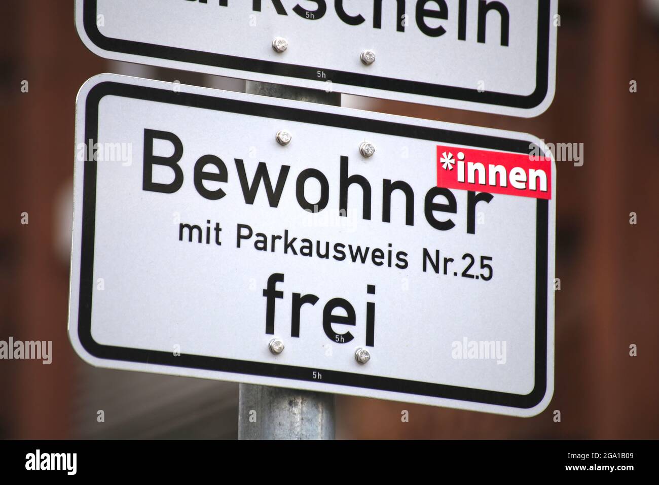 Allemagne: A trouvé objet sur le thème du débat sur le genre à Mannheim: Le mot habitant était contre-genre avec un autocollant Banque D'Images