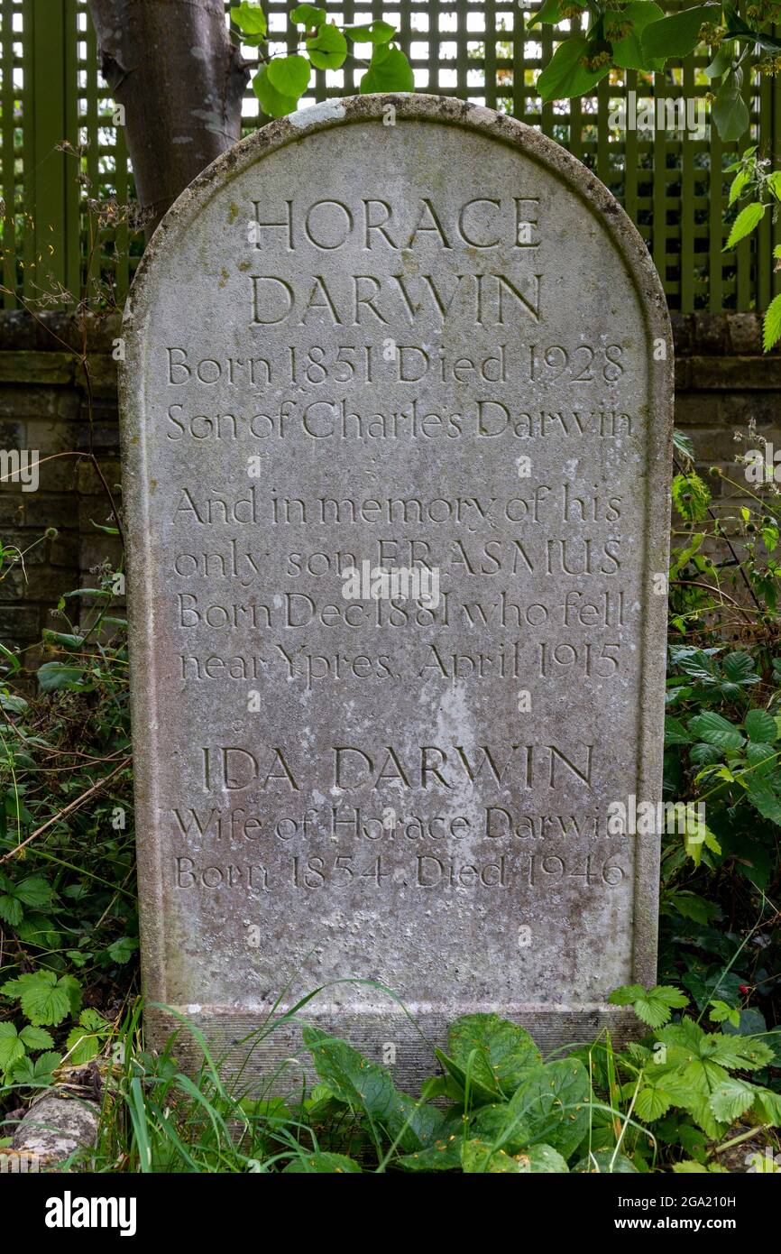 Horace Darwin gravestone Cambridge Banque D'Images