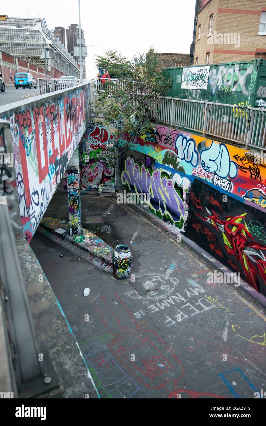 Le quartier des graffitis du tunnel, Londres Banque D'Images