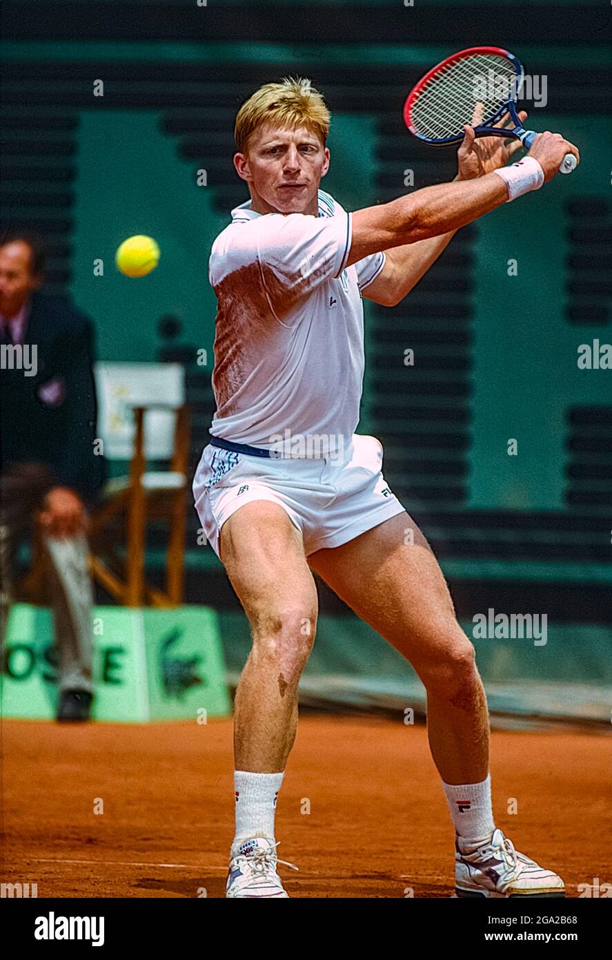 Boris Becker (GER) en compétition à l'Open de France 1989. Banque D'Images