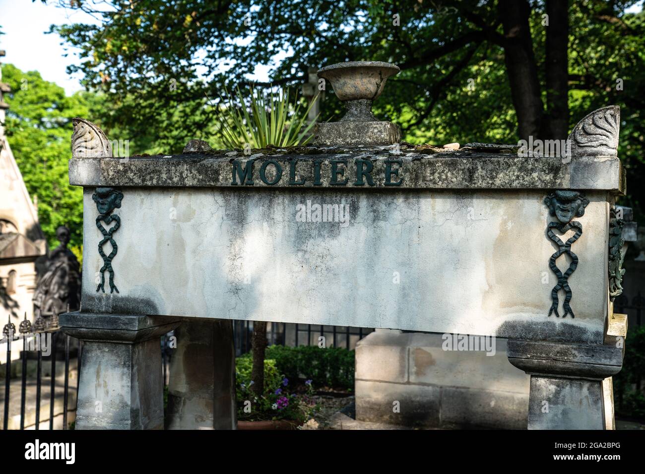 La tombe de Molière au cimetière du Père Lachaise, le plus grand