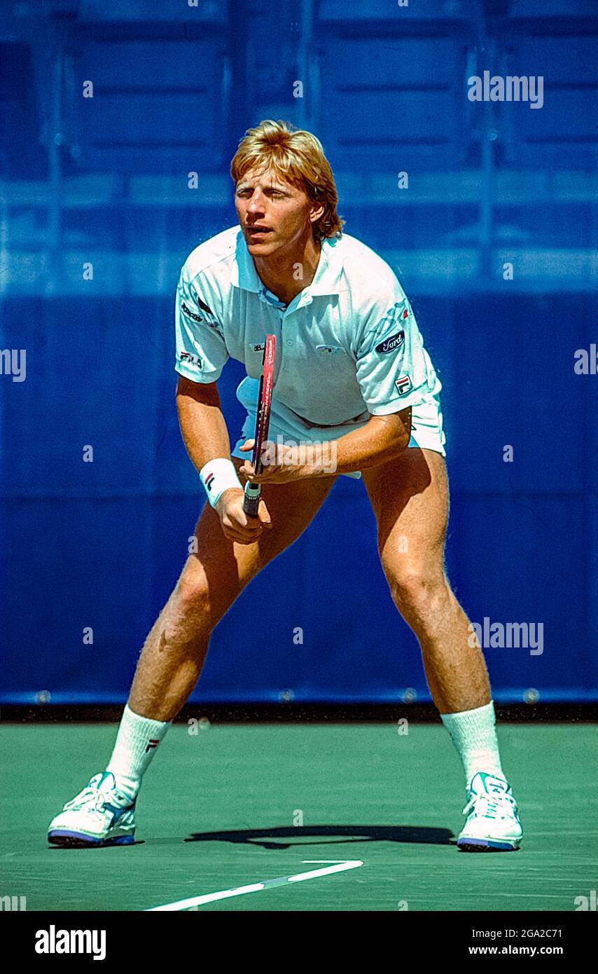 Boris Becker (GER) en compétition à l'US Open tennis 1990. Banque D'Images