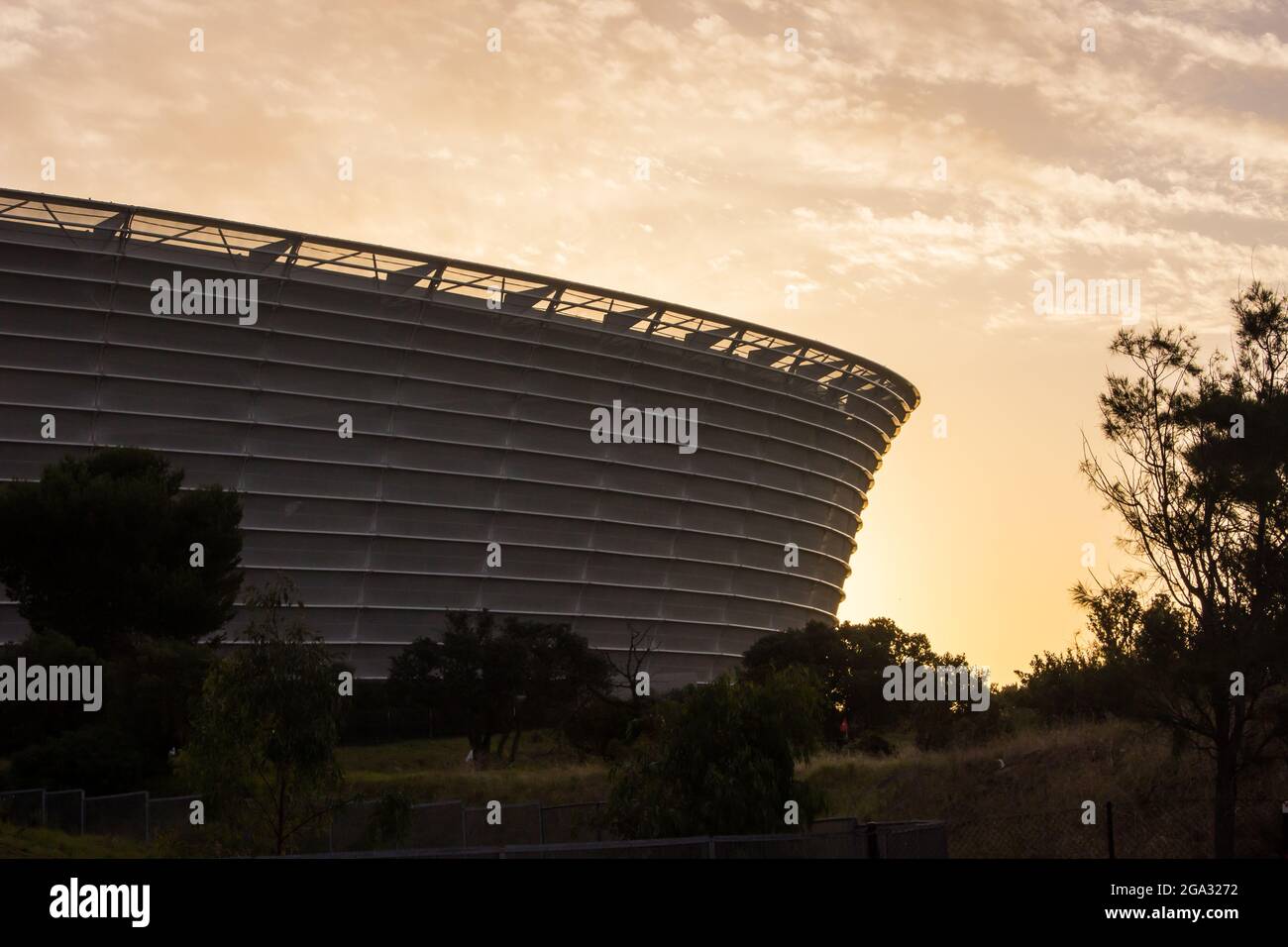 Stade de Green point, le Cap, Afrique du Sud, au crépuscule. C'était l'un des stades construits pour la coupe du monde de football 2010 Banque D'Images