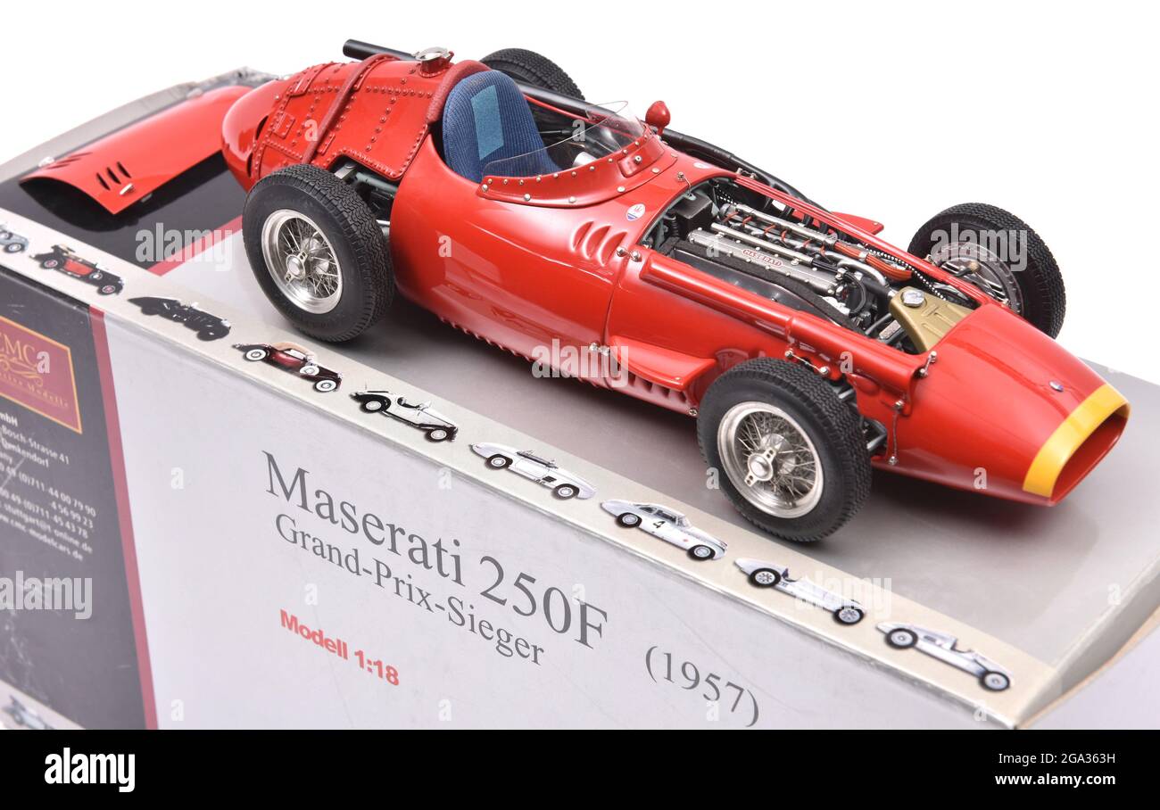 Modèle CMC à grande échelle d'une voiture de course Maserati 250F Grand Prix Banque D'Images