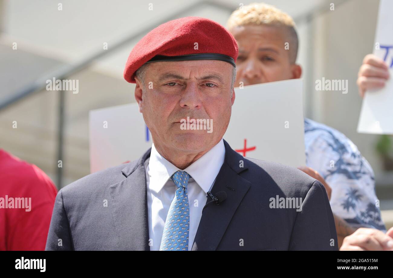 52 Chambers Street, New York, États-Unis, 27 juillet 2021 - le candidat républicain à la mairie Curtis Sliwa a déclaré mardi que le ministère de l'éducation devrait donner la priorité à la lecture, à l'écriture et aux mathématiques, et non à la « théorie critique de la race, une doctrine qui affirme que le racisme sous-tend l'histoire, les lois et les institutions des Amériques aujourd'hui à New York. Photo: Crédit PHOTO Luiz Rampelotto/EuropaNewswire OBLIGATOIRE. Banque D'Images