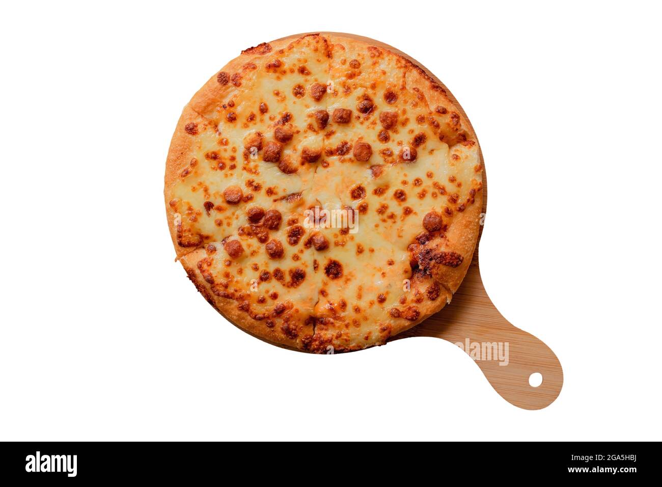 Vue de dessus de pizza sur un plateau en bois isolé sur un fond blanc Banque D'Images Vue de dessus de pizza sur un plateau en bois isolé sur un fond blanc Banque D'Images