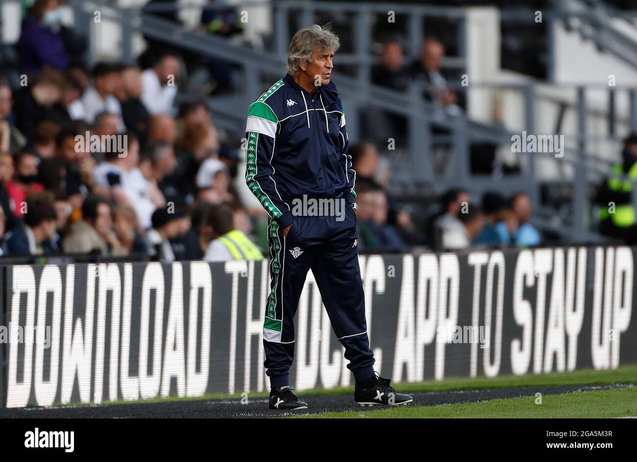 Derby, Angleterre, 28 juillet 2021. Manuel Pellegrini le directeur de Real Betis pendant le match pré-saison amical au Pride Park Stadium, Derby. Le crédit photo doit être lu : Darren Staples / Sportimage Banque D'Images