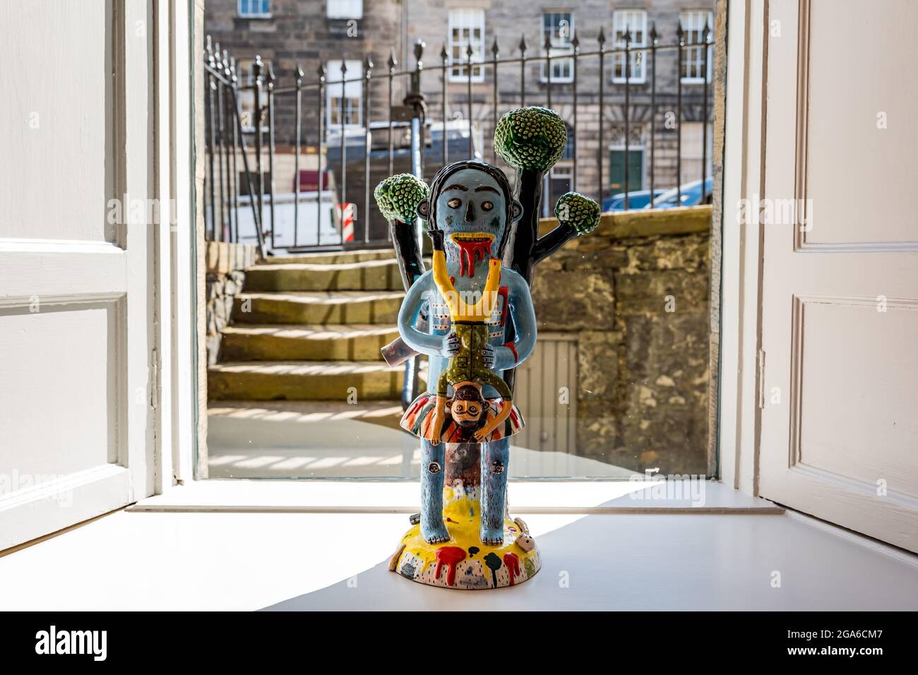 The Scottish Gallery, Édimbourg, Écosse, Royaume-Uni, 29 juillet 2021. Festival d'art d'Édimbourg : photo : céramique en faïence émaillée originale de Stephen Bird, un artiste écossais qui vit en Australie dans le cadre de la collection J G Scott Banque D'Images