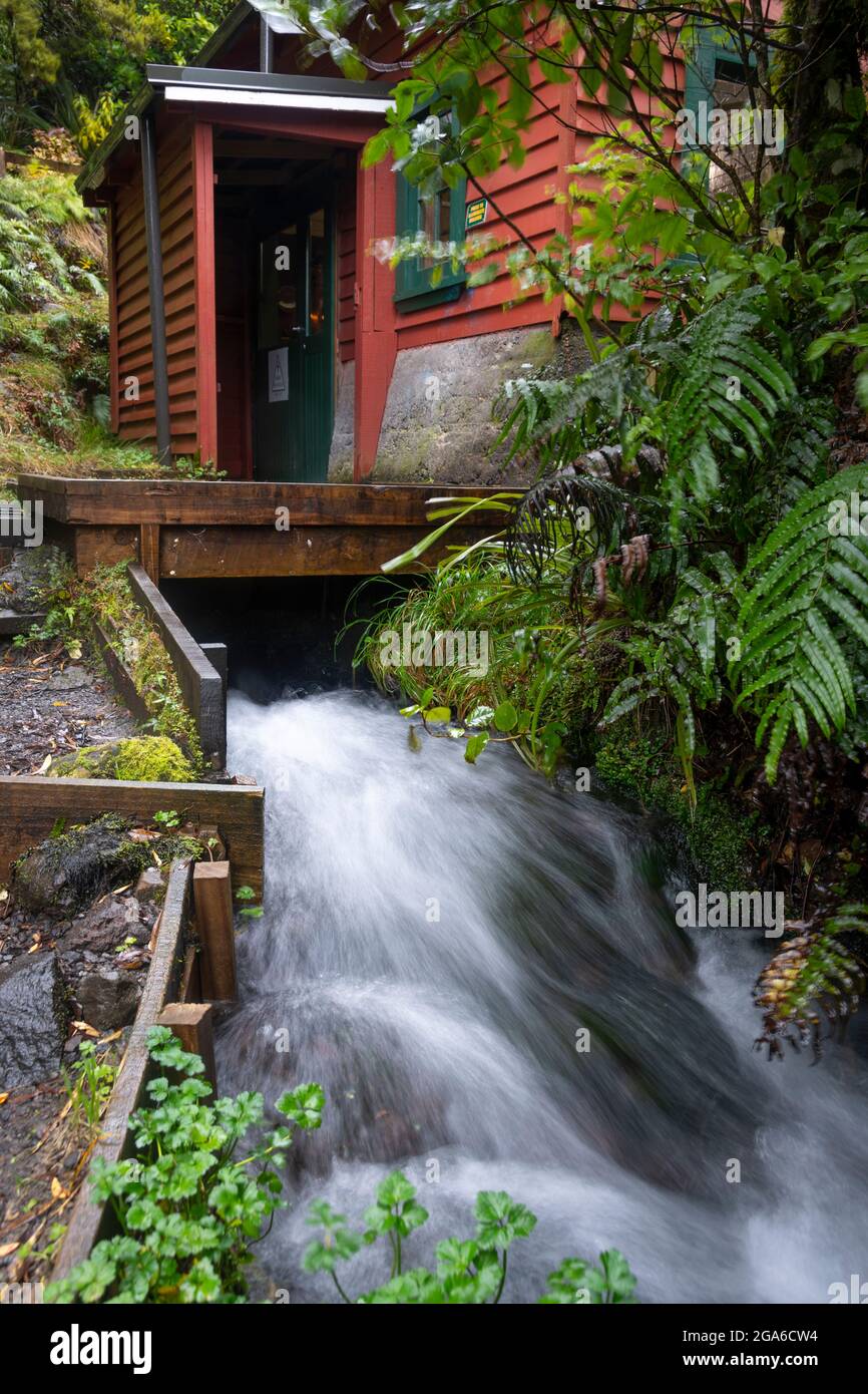 Dawon's Falls Power Station, Mount Taranaki, Taranaki, Île du Nord, Nouvelle-Zélande Banque D'Images