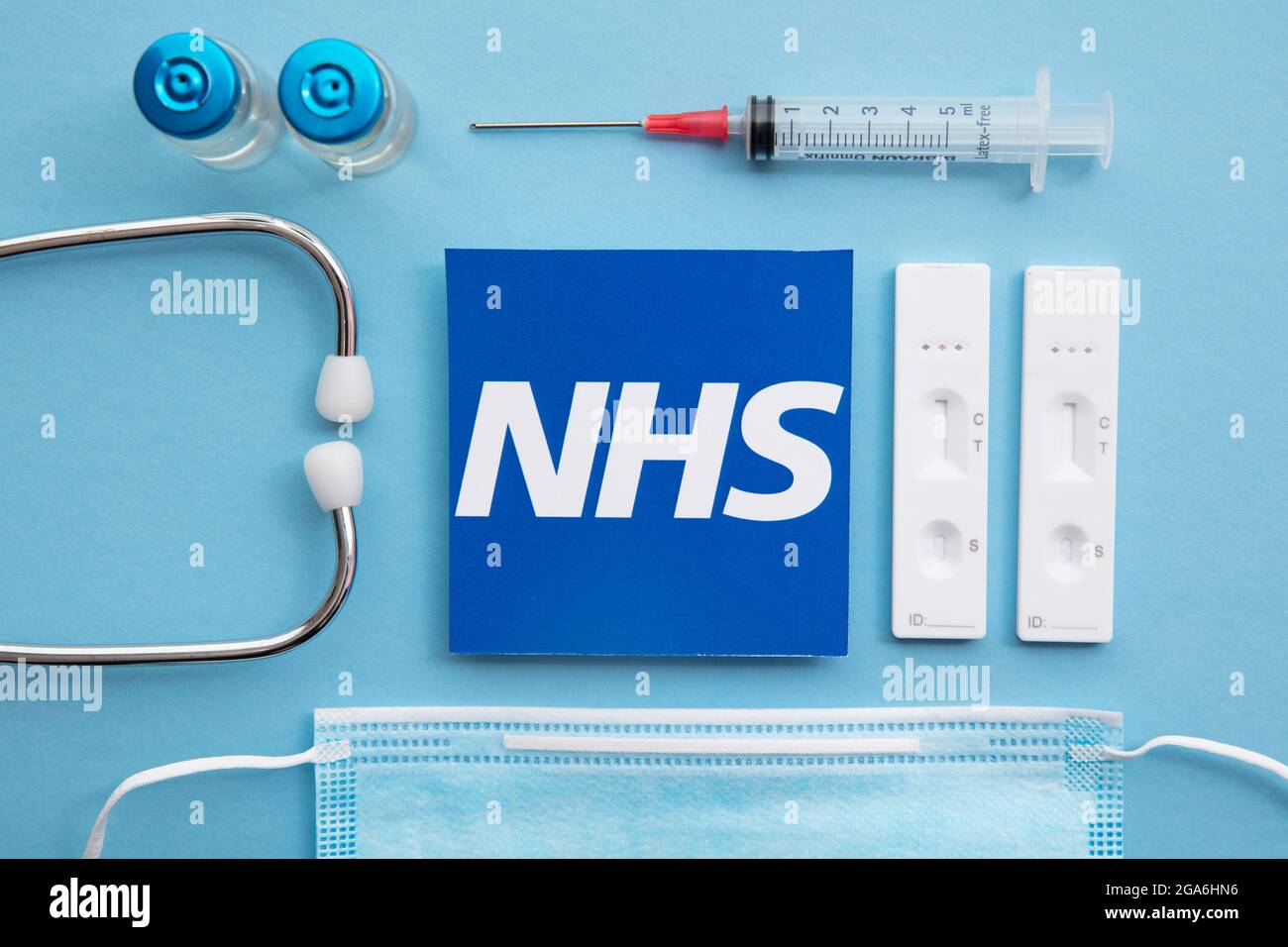 LONDRES, Royaume-Uni - juillet 2021: NHS National Health Service covid vaccin fond Banque D'Images