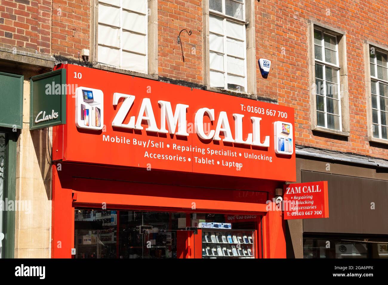 Zam Call Shop dans le centre-ville de Norwich. Banque D'Images