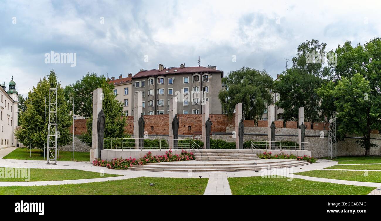 Une photo de l'autel des trois millénaires, qui fait partie de la basilique Saint-Michel-l'Archange. Banque D'Images
