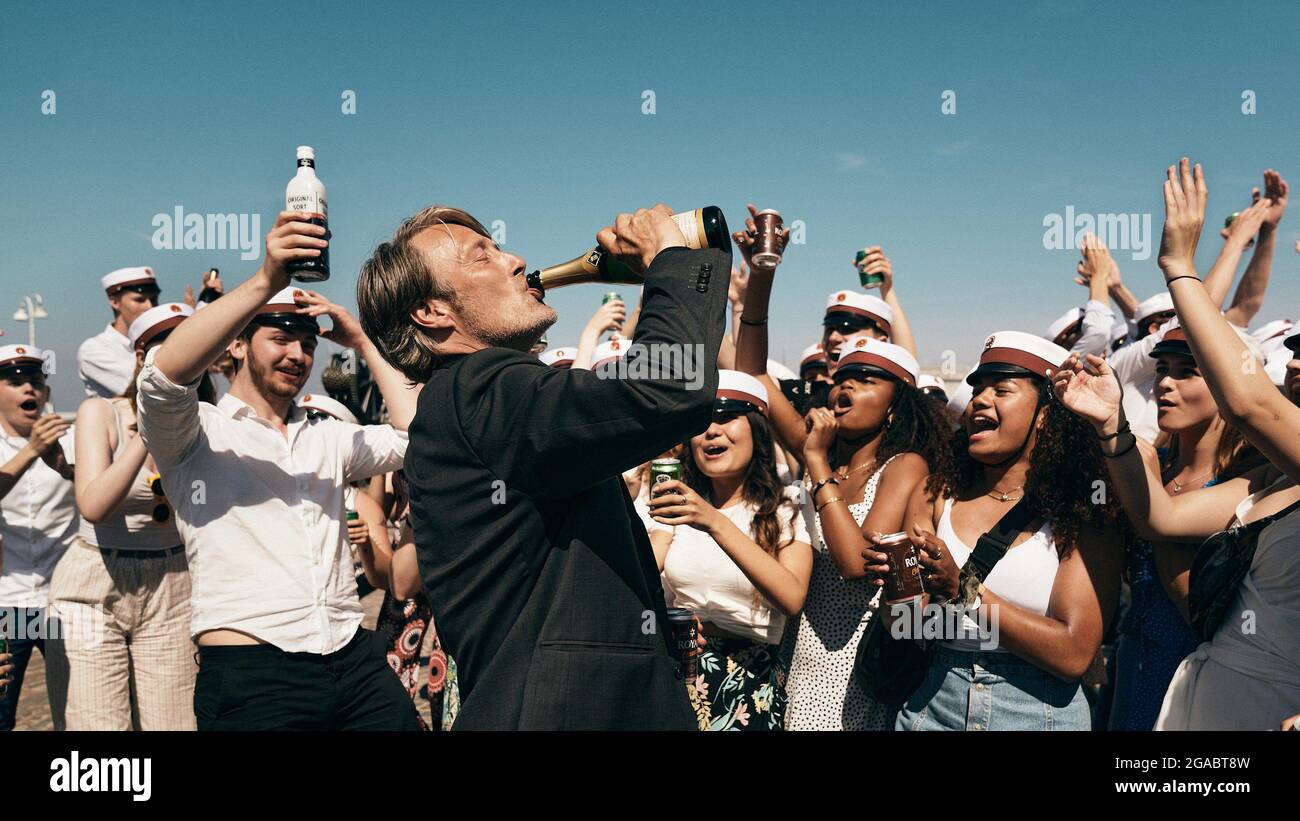 Une autre année Druk ronde : 2020 Danemark Directeur : Thomas Vinterberg Mads Mikkelsen Banque D'Images