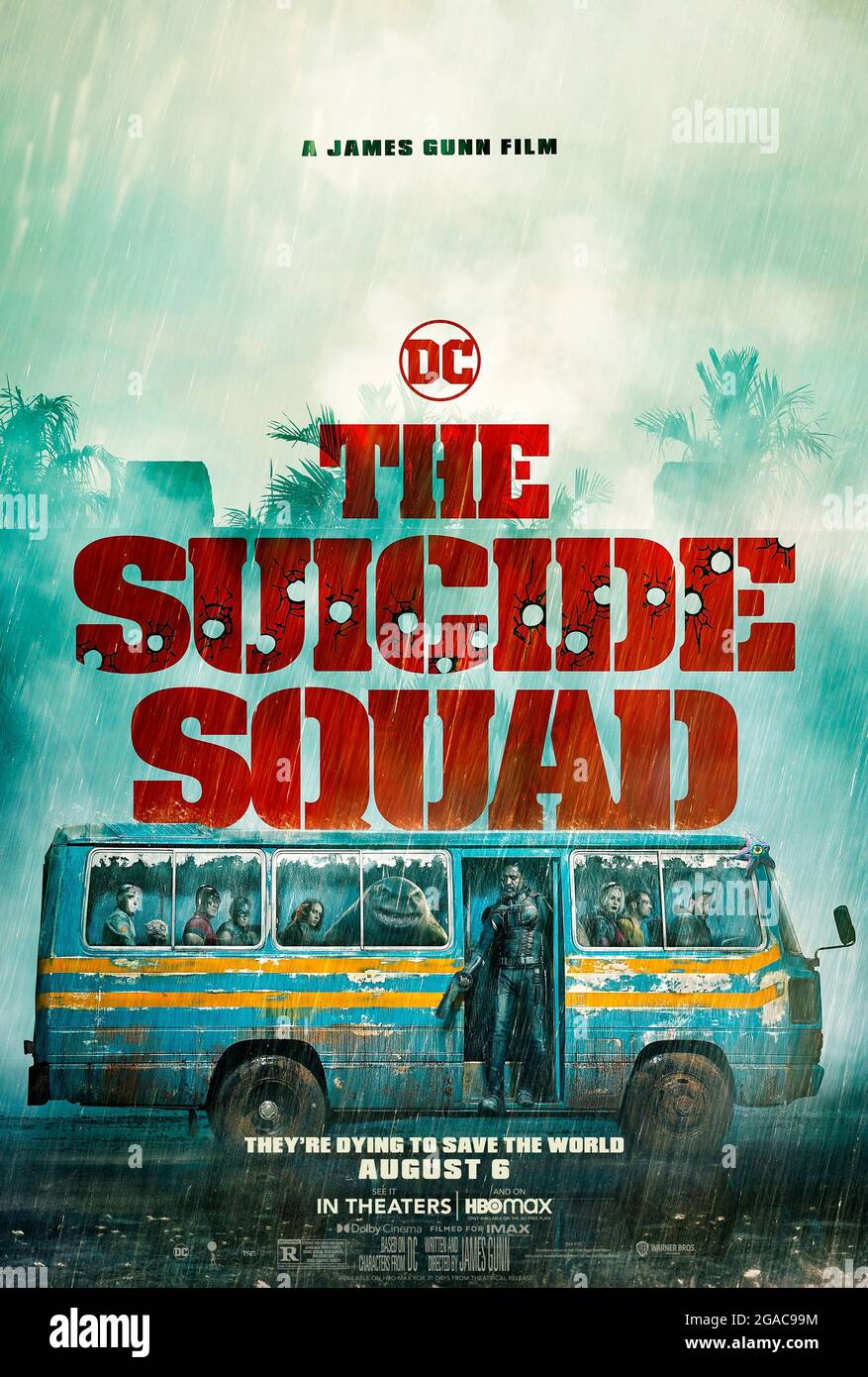 The suicide Squad (2021) dirigé par James Gunn et mettant en vedette Margot Robbie, Idris Elba, John Cena et Joel Kinnaman. Super-Villains Harley Quinn, Bloodsport et Peacemaker reviennent dans une suite avec une collection de méchants à prendre sur l'île fortement fortifiée de Corto Maltais. Banque D'Images