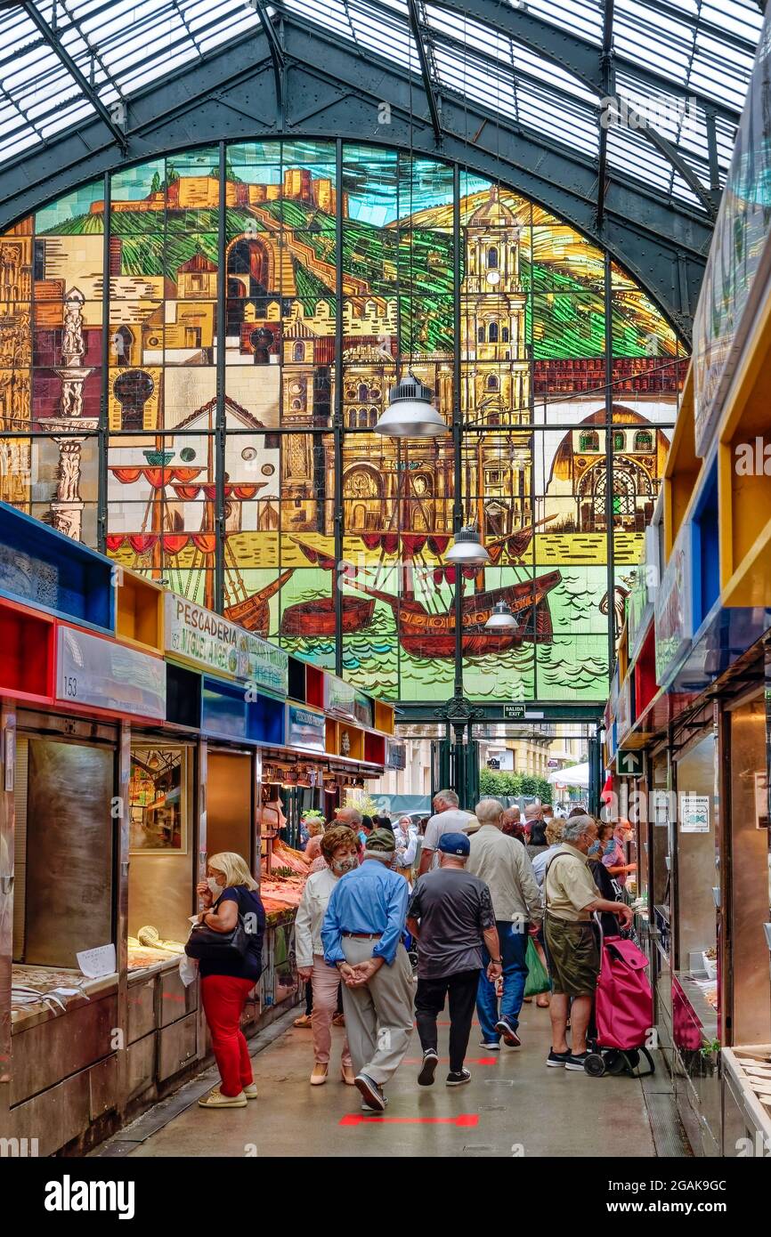 Mercado Central de Atarazanas, traditionelle Markthalle mit großer Auswahl an Lebensmitteln und Tapassbars, , Malaga, Costa del sol, Provinz Malaga, Un Banque D'Images