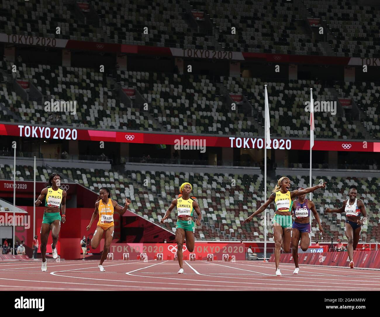 Tokyo, Japon. 31 juillet 2021. Elaine Thompson-Herah, de la Jamaïque, participe à la finale du 100m féminin aux Jeux Olympiques de Tokyo 2020 à Tokyo, au Japon, le 31 juillet 2021. Credit: Li Gang/Xinhua/Alay Live News Banque D'Images