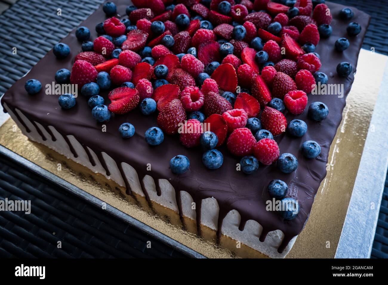 Délicieux dessert pour les fêtes de famille. Banque D'Images