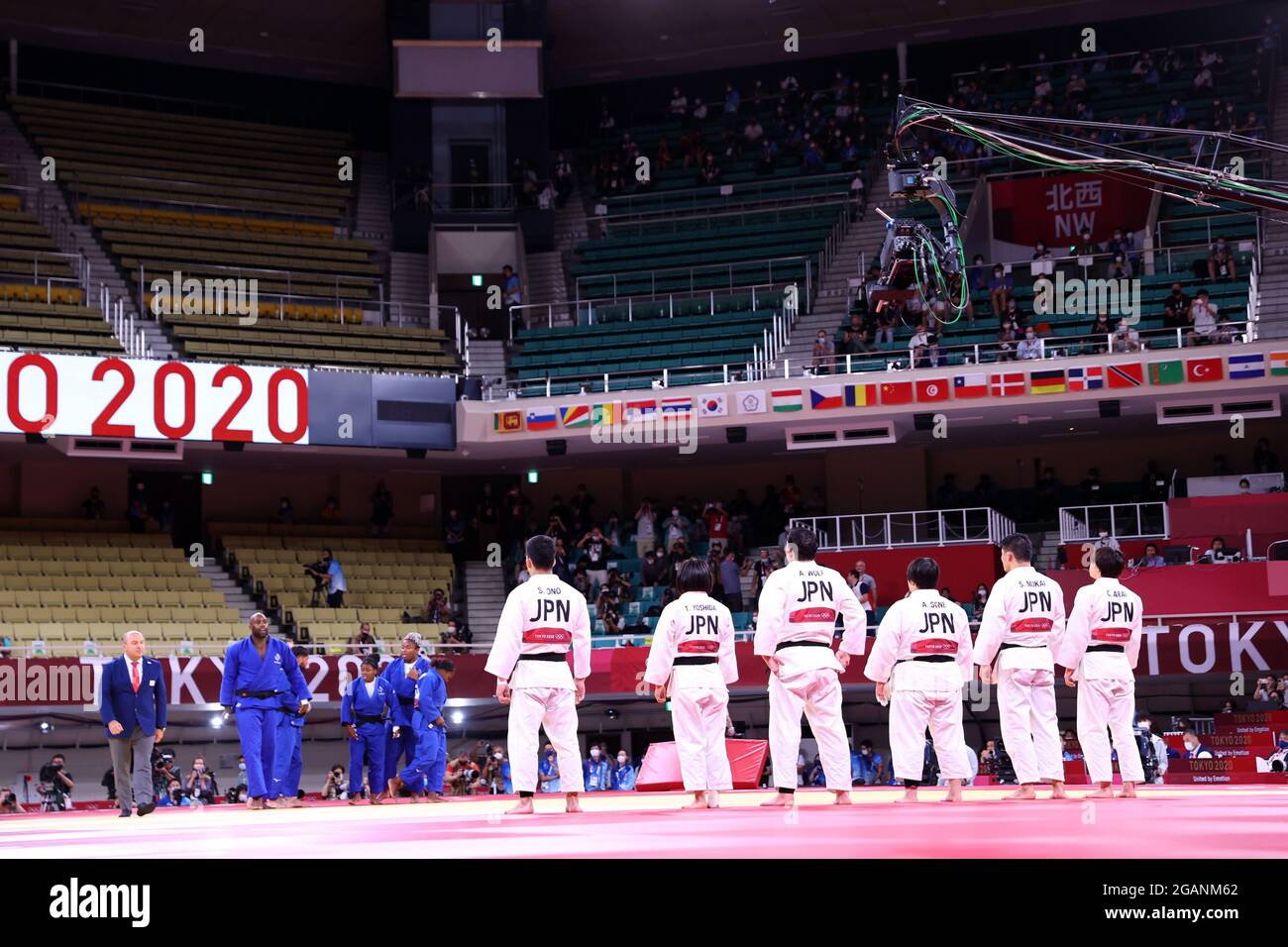 Tokyo, Japon. 31 juillet 2021. Groupe d'équipe du Japon (JPN) Judo : finale de l'équipe mixte lors des Jeux Olympiques de Tokyo 2020 au Nippon Budokan à Tokyo, Japon . Credit: Jun Tsukida/AFLO/Alamy Live News Banque D'Images