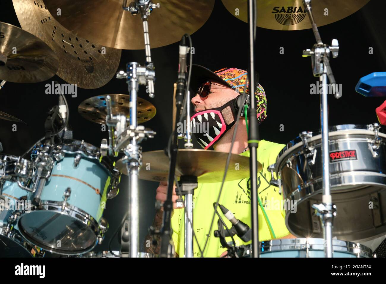 Lulworth, Royaume-Uni. 31 juillet 2021. Pete Ray Biggin, batteur du groupe britannique New Wave de niveau 42 des années 1980, se produire pendant le Camp Bestival à Lulworth. (Photo par Dawn Fletcher-Park/SOPA Images/Sipa USA) crédit: SIPA USA/Alay Live News Banque D'Images