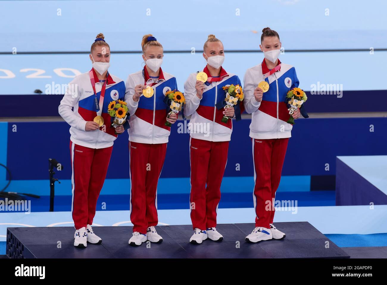 Tokyo, Japon, 27 juillet 2021. Équipe ROC sur le podium lors de la finale de l'équipe féminine de gymnastique artistique du 4 e jour des Jeux Olympiques de Tokyo en 2020. Credit: Pete Dovgan/Speed Media/Alay Live News Banque D'Images