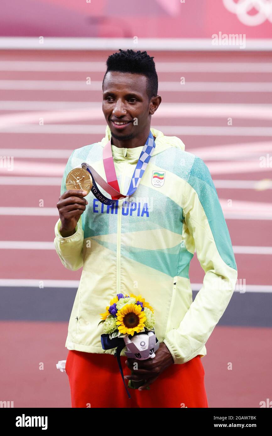 Selemon BAREGA (ETH) lauréat de la Médaille d'or lors des Jeux Olympiques Tokyo 2020, cérémonie de la Médaille Athlétique Homme 10000m le 31 juillet 2021 au Stade Olympique de Tokyo, Japon - photo Kishimoto / DPPI Banque D'Images