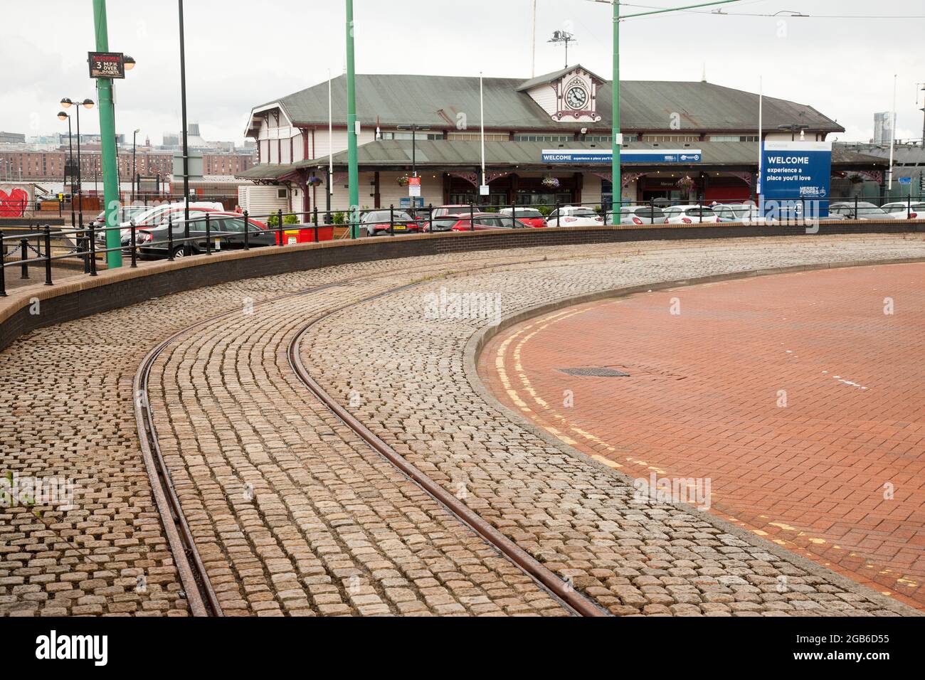Woodside Birkenhead rivière Mersey ferry Banque D'Images