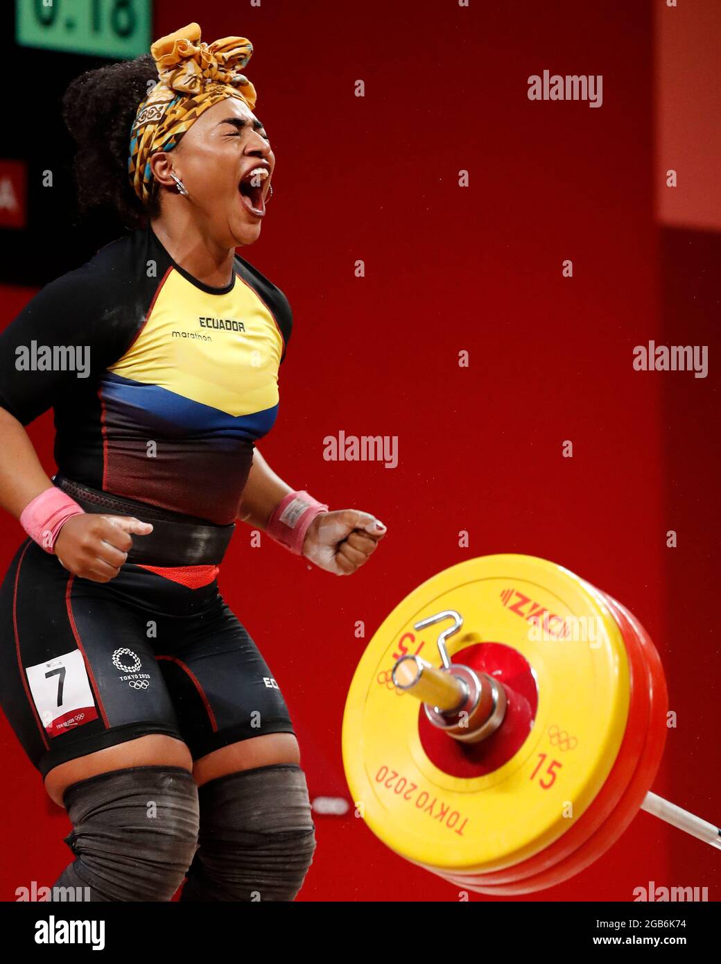 Tokyo, Kanto, Japon. 2 août 2021. Tamara Yajaira Salazar Arce (ECU) réagit après une levée réussie, dans l'épreuve féminine de musculation de 87 kg aux Jeux Olympiques d'été 2020 au Forum international de Tokyo. (Image de crédit : © David McIntyre/ZUMA Press Wire) Banque D'Images