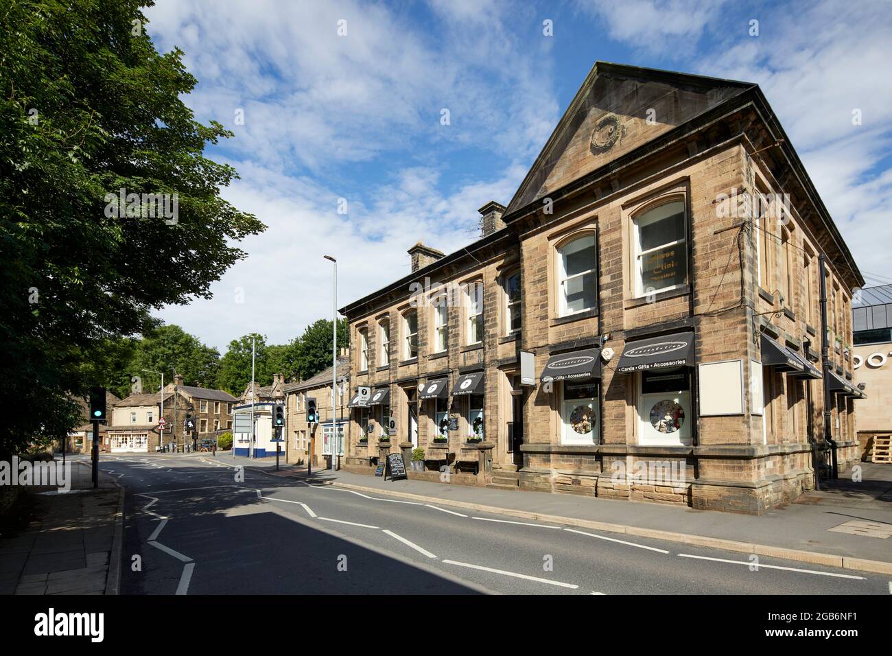 Paroisse civile du village de Barrowford, district de Pendle, Lancashire, Angleterre. Hargreaves Sarah Bistro et cadeaux Banque D'Images
