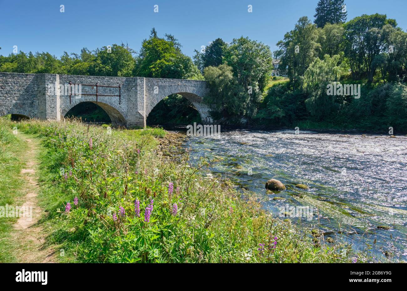 L'ancien pont de Spey près de Grantown-on-Spey, Badenoch et Speyside, en Écosse Banque D'Images