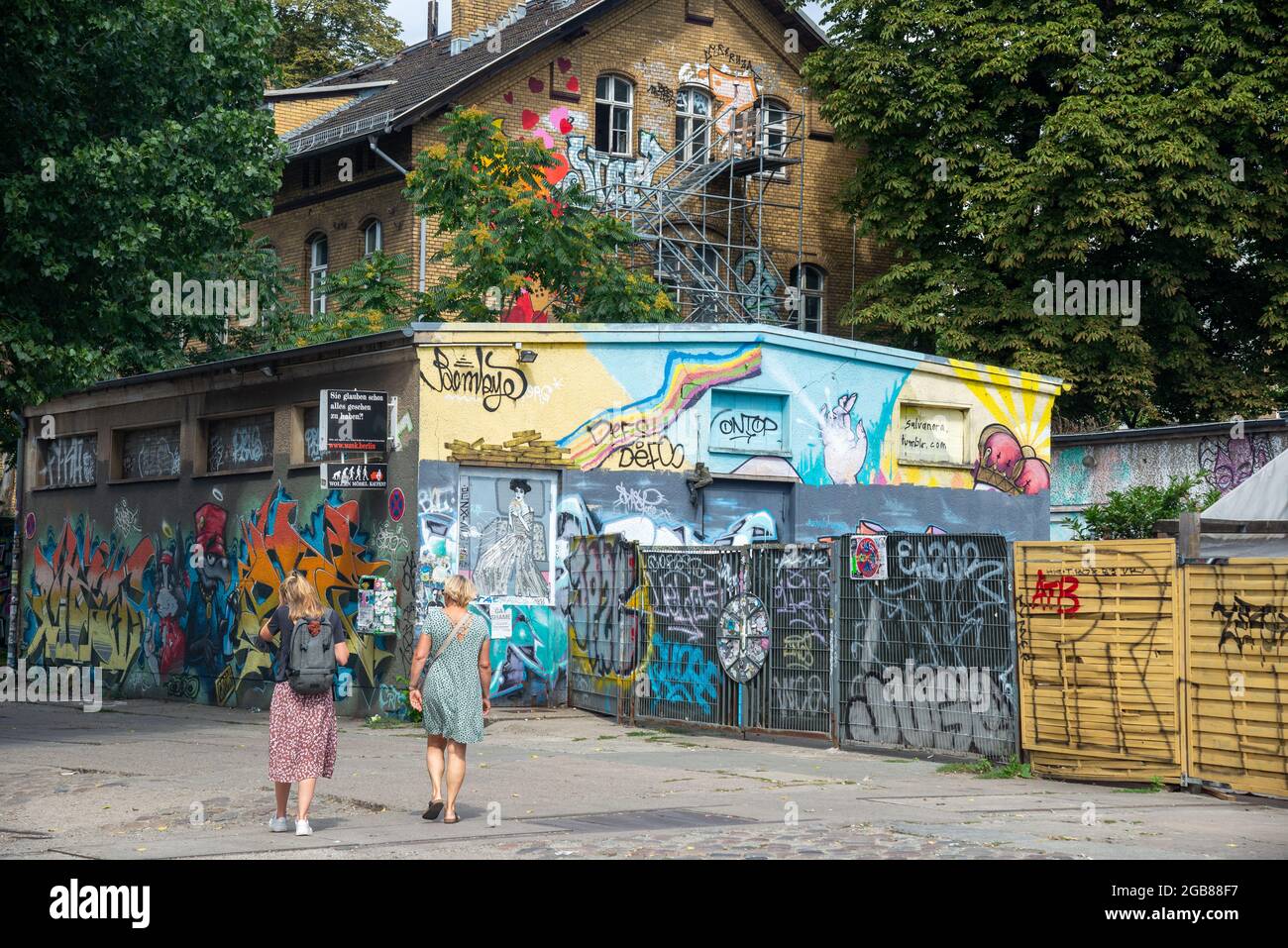 Grafitti au mur à Berlin, Allemagne Banque D'Images