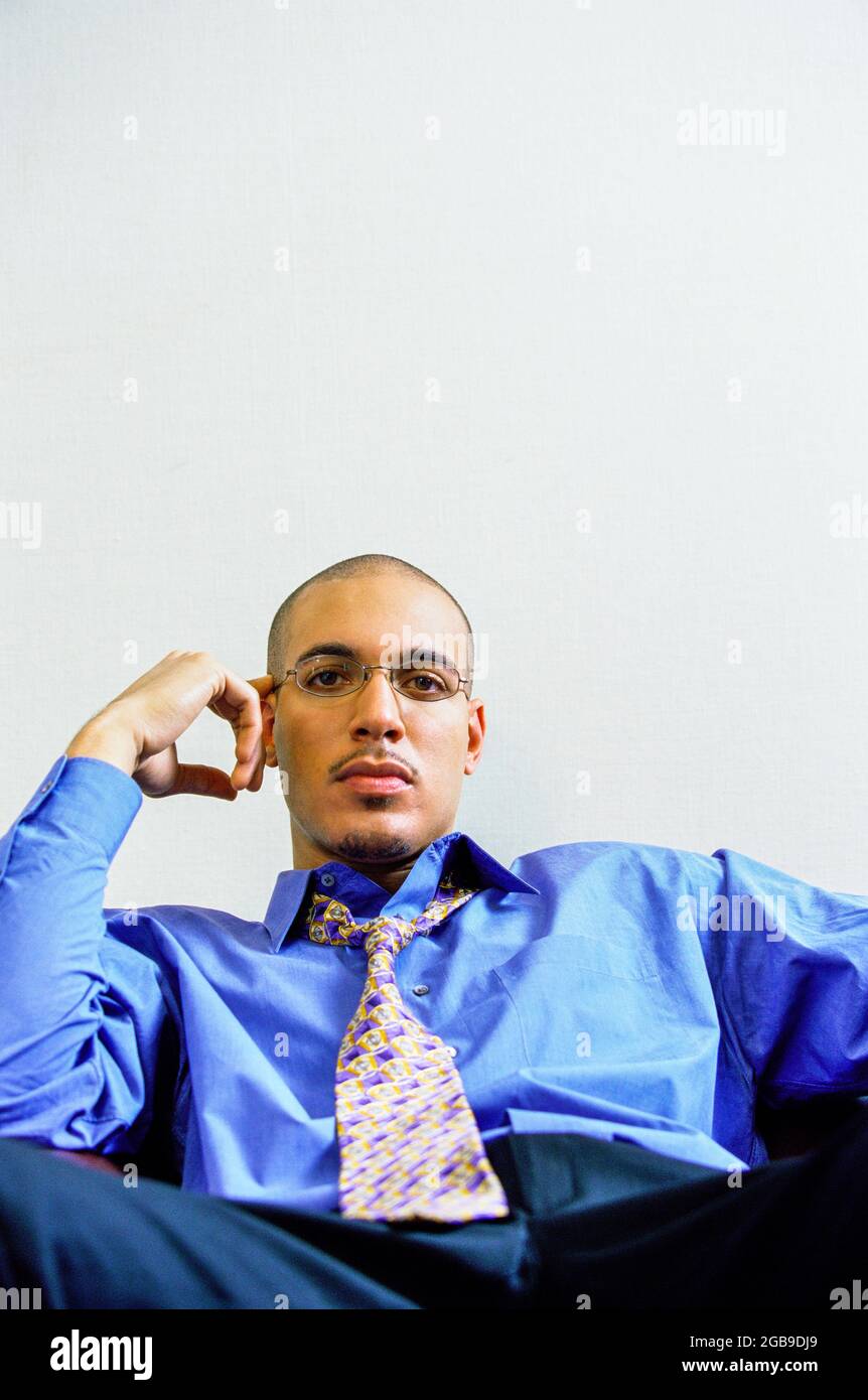 Portrait d'un jeune homme. Banque D'Images