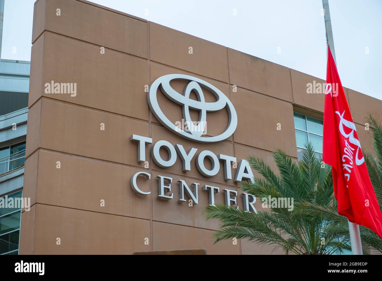 Toyota Center est un stade intérieur situé dans le centre-ville de Houston, Texas, États-Unis. Cette arène abrite les Houston Rockets du National Basketball Banque D'Images