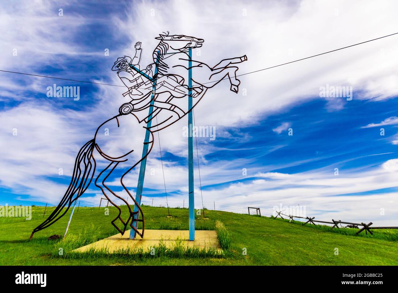 The Enchanted Highway, une collection de grandes sculptures en ferraille construites à intervalles réguliers le long d'une autoroute à deux voies, Dakota du Nord, États-Unis Banque D'Images