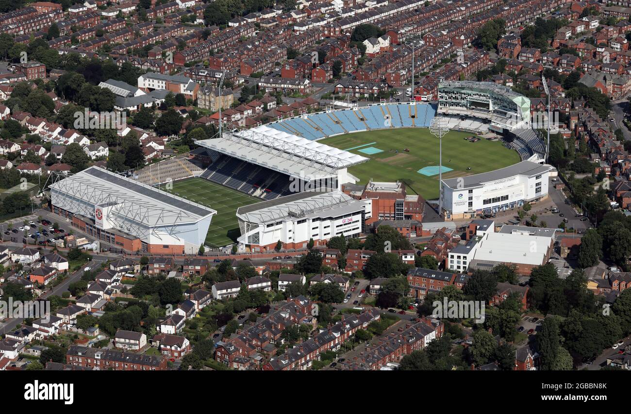 Vue aérienne du stade Emerald Headingley (terrain de cricket de Headingley), Leeds Banque D'Images