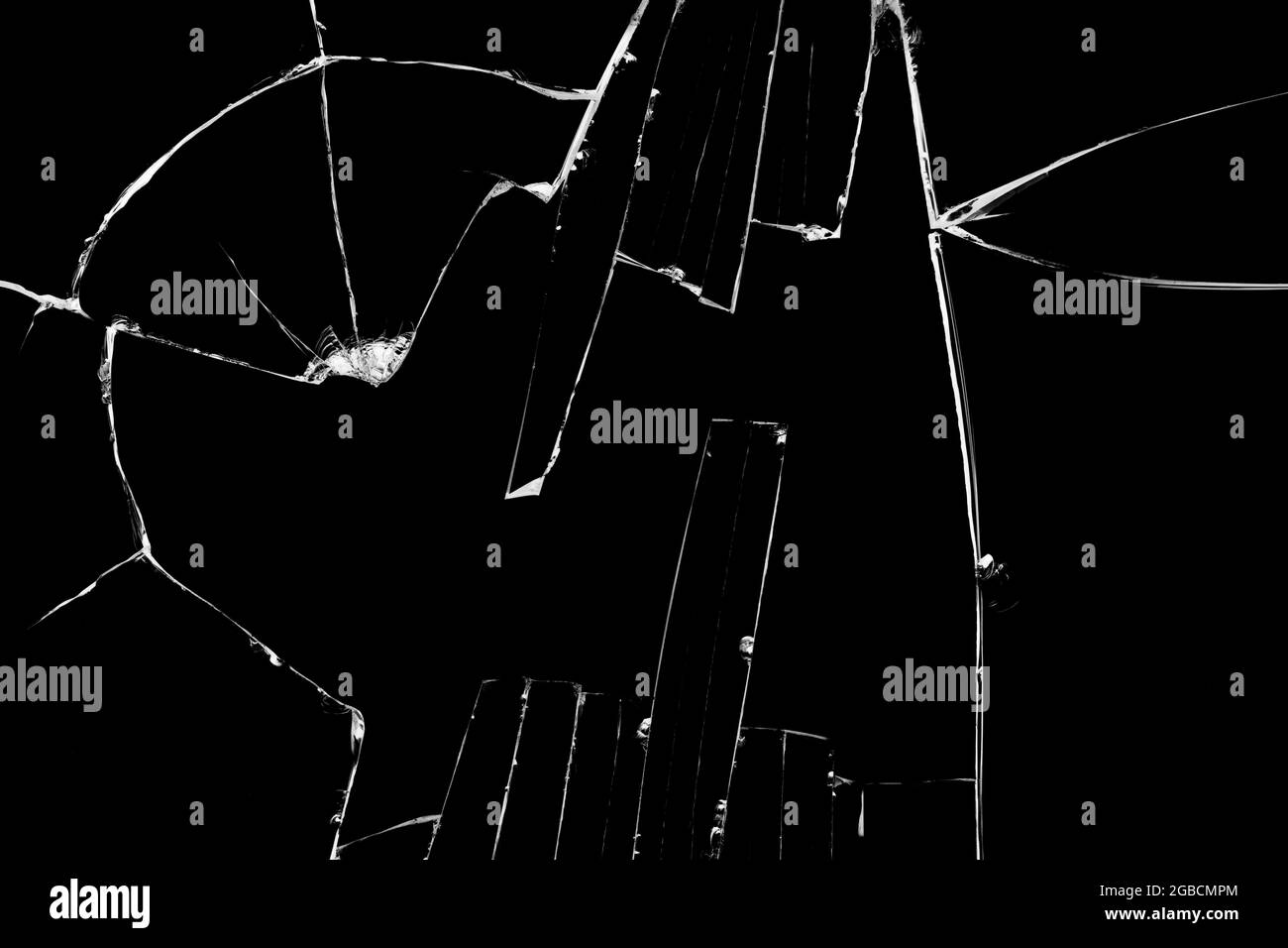 Morceaux de verre cassé, fissures sur la fenêtre Banque D'Images