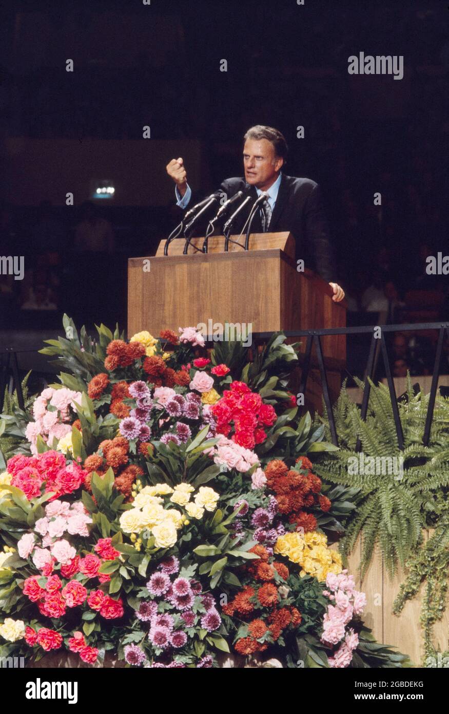 L'évangéliste américain Billy Graham parle à Madison Square Garden, New York, New York, Etats-Unis, Bernard Gotfryd, Juin 1969 Banque D'Images