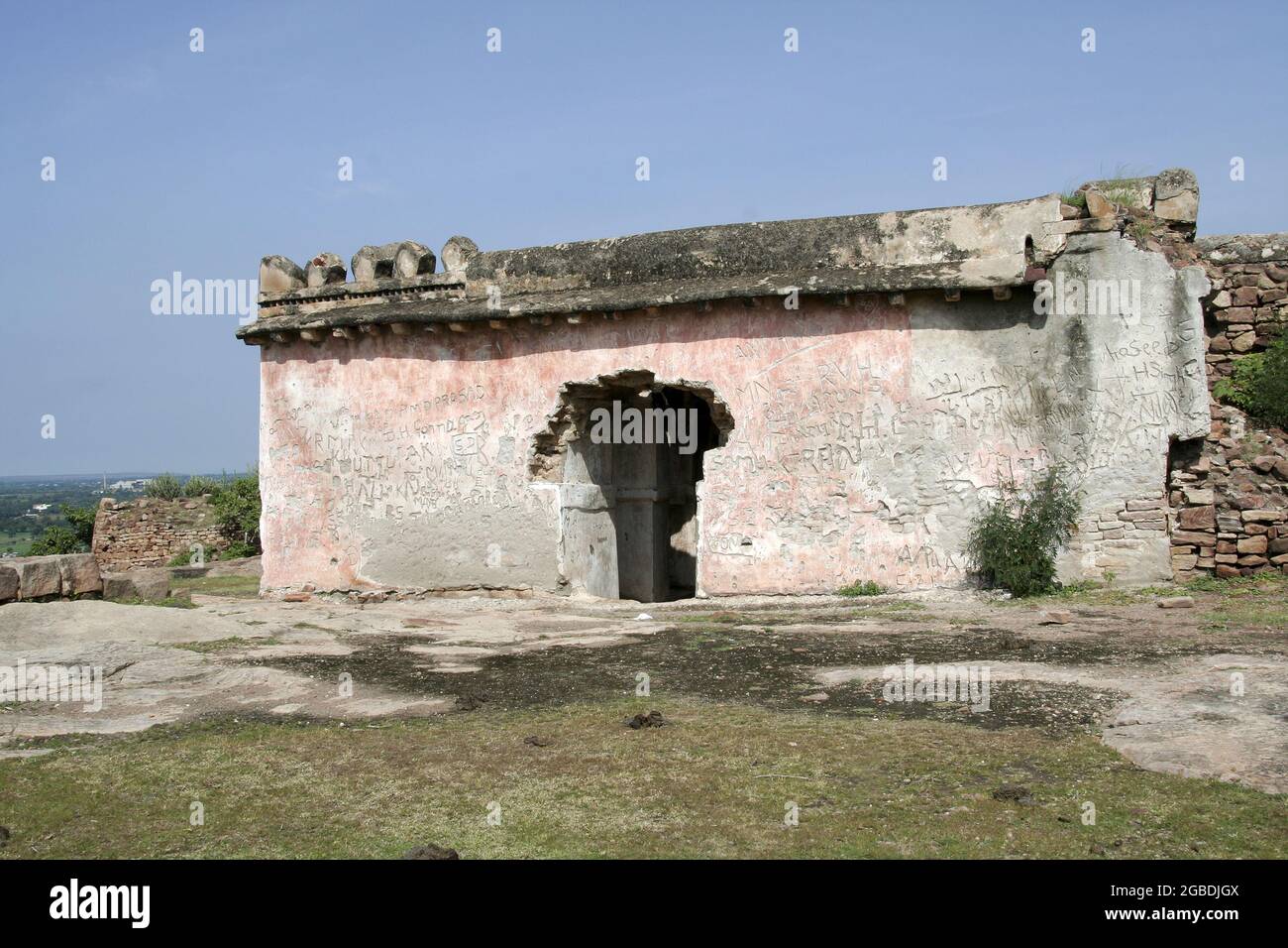 Ruines du Trésor de Tippu situé au sommet de la colline du Nord à Badami, Karnataka, Inde Banque D'Images