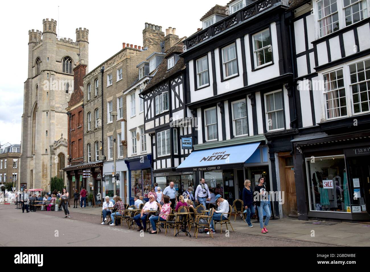 St Mary's Church Street Cafe Kings Parade Cambridge Banque D'Images